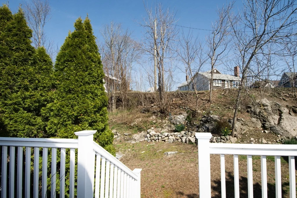 2 bed, 2 bath apartment for rent at 108-110 Elm St Unit 3, Cohasset — photo 24 of 29