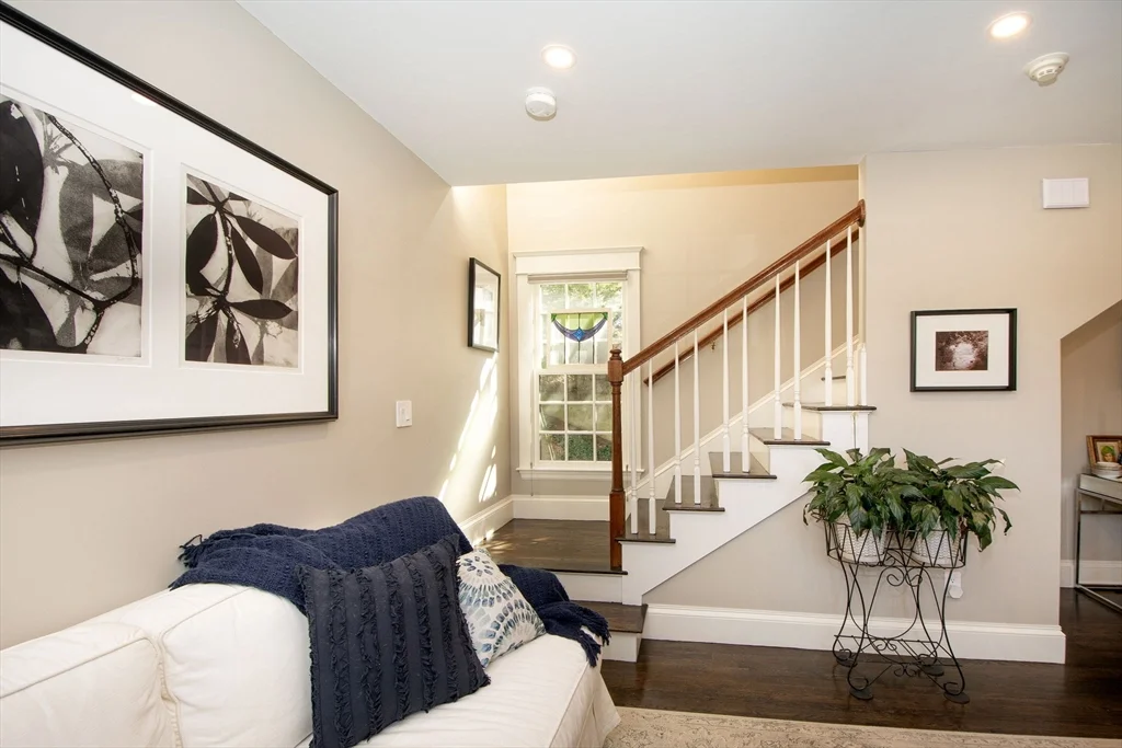2 bed, 2 bath apartment for rent at 108-110 Elm St Unit 3, Cohasset — photo 11 of 29