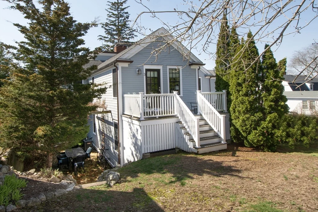 2 bed, 2 bath apartment for rent at 108-110 Elm St Unit 3, Cohasset — photo 22 of 29