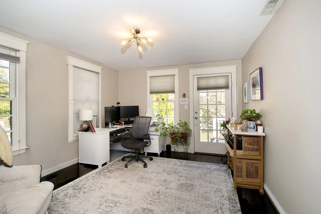 2 bed, 2 bath apartment for rent at 108-110 Elm St Unit 3, Cohasset — photo 18 of 29