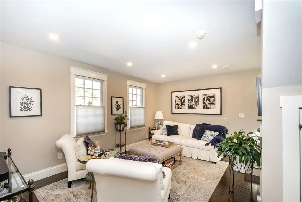 2 bed, 2 bath apartment for rent at 108-110 Elm St Unit 3, Cohasset — photo 8 of 29