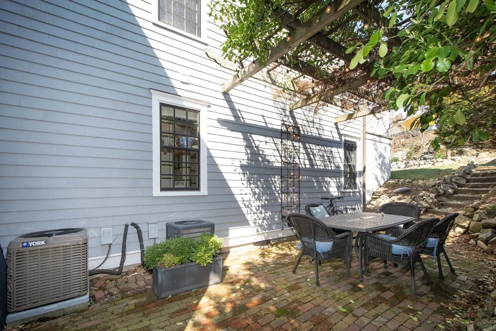 2 bed, 2 bath apartment for rent at 108-110 Elm St Unit 3, Cohasset — photo 19 of 29