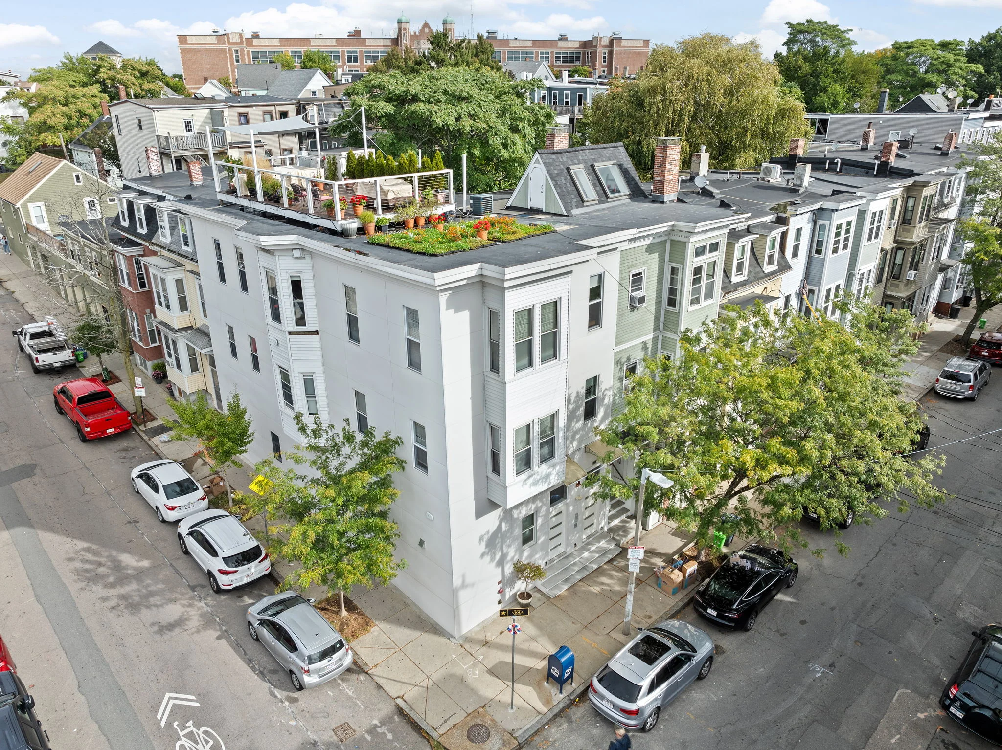 2.5 bed, 2 bath apartment for rent at 108-110 Trenton St Unit 1, East Boston — photo 34 of 35
