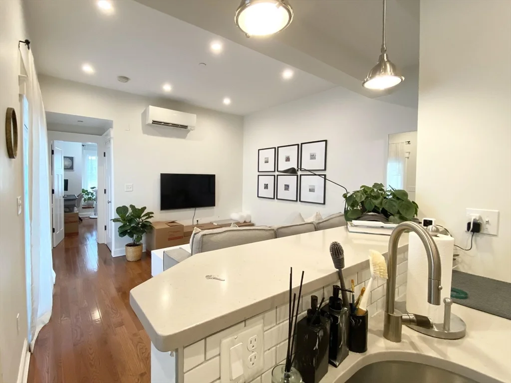 1 bed, 1 bath apartment for rent at 108-110 Webster St Unit 1F, East Boston — photo 5 of 14