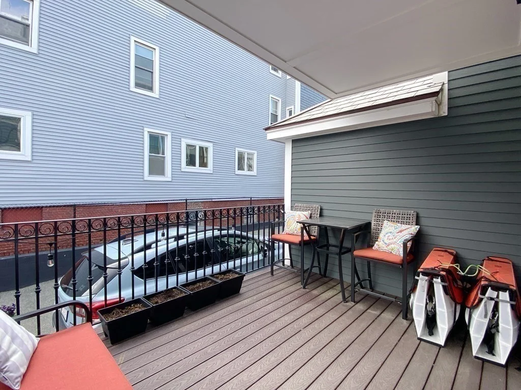 1 bed, 1 bath apartment for rent at 108-110 Webster St Unit 1R, Boston — photo 18 of 19