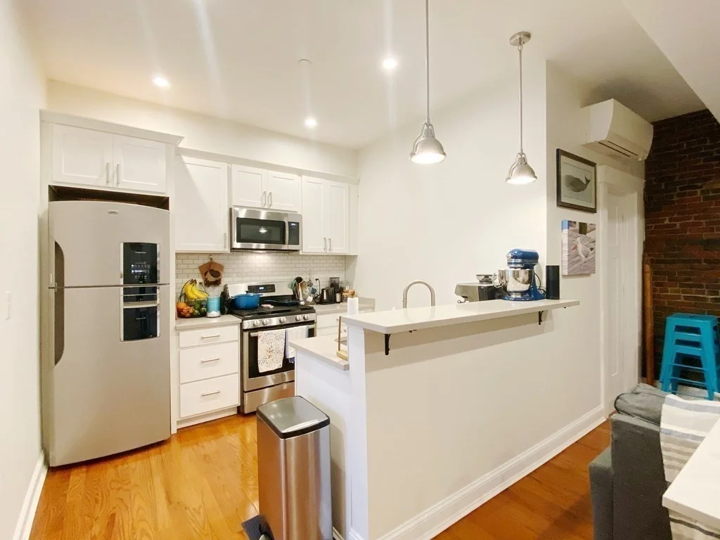 1 bed, 1 bath apartment for rent at 108-110 Webster St Unit 1R, Boston — photo 5 of 19