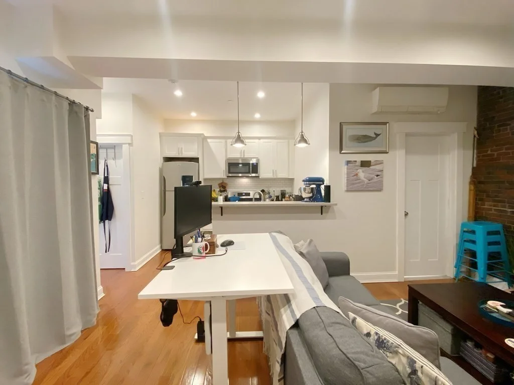 1 bed, 1 bath apartment for rent at 108-110 Webster St Unit 1R, Boston — photo 9 of 19