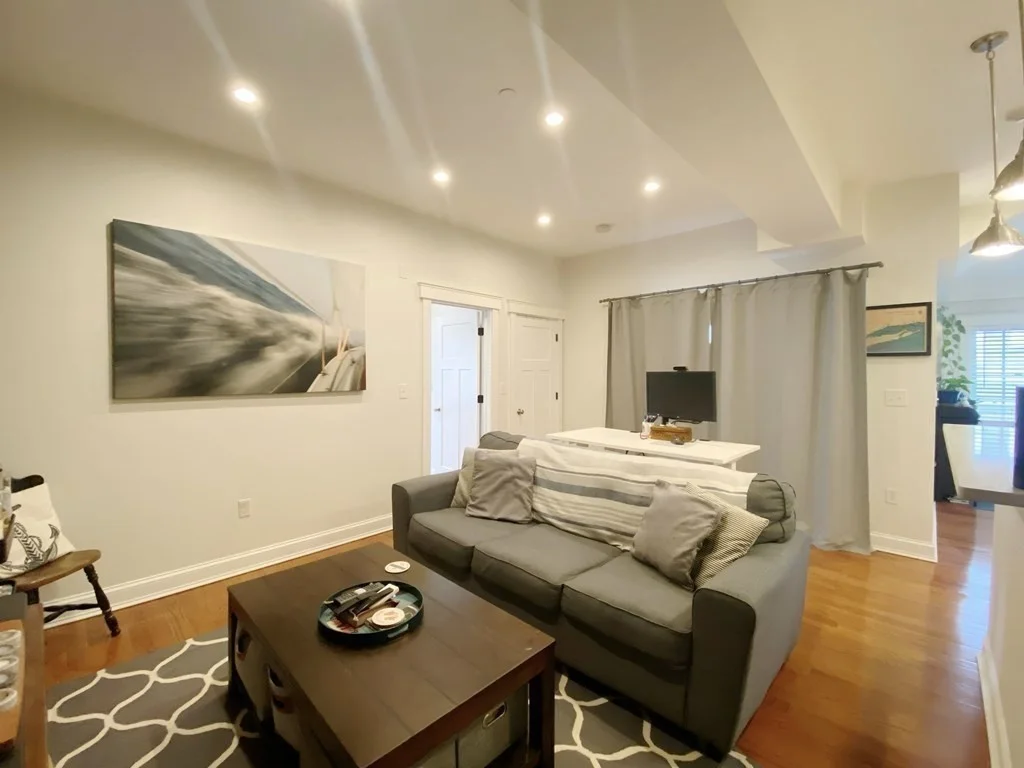 1 bed, 1 bath apartment for rent at 108-110 Webster St Unit 1R, Boston — photo 11 of 19