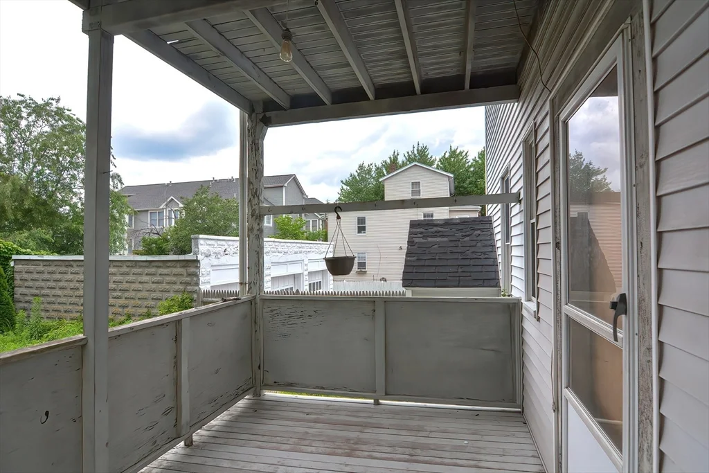 2 bed, 1 bath apartment for rent at 108 Beacon St Unit 1, Spring Hill — photo 10 of 12