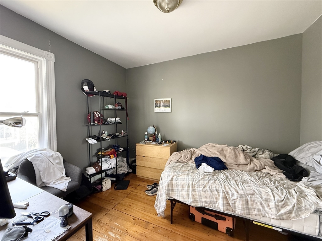 3 bed, 1 bath apartment for rent at 108 Beacon St Unit 2, Inman Square — photo 13 of 15