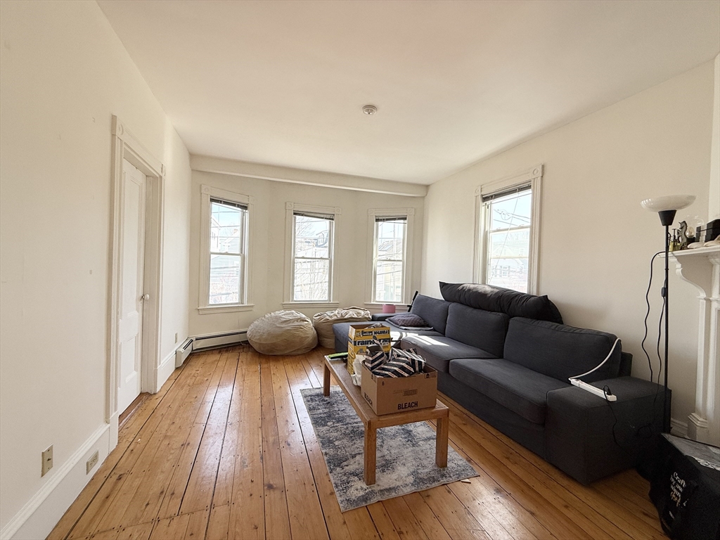 3 bed, 1 bath apartment for rent at 108 Beacon St Unit 2, Inman Square — photo 1 of 15