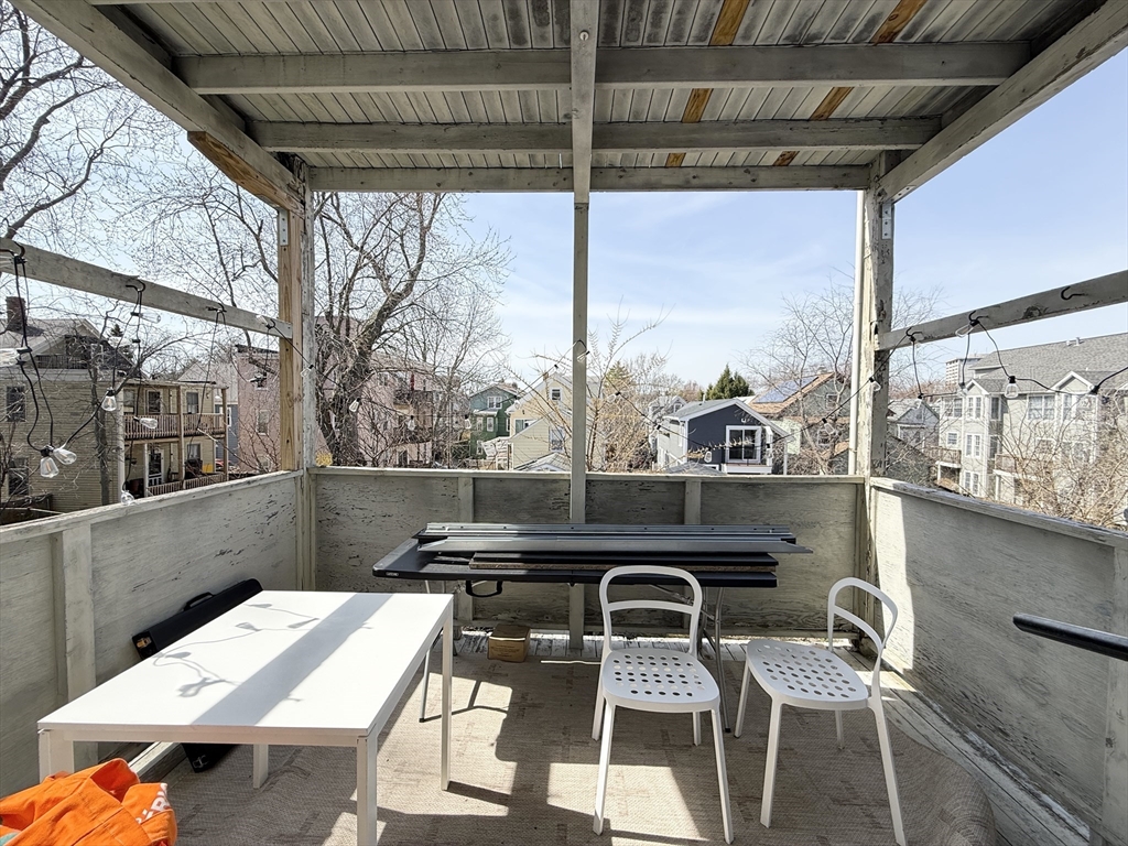 3 bed, 1 bath apartment for rent at 108 Beacon St Unit 2, Inman Square — photo 14 of 15