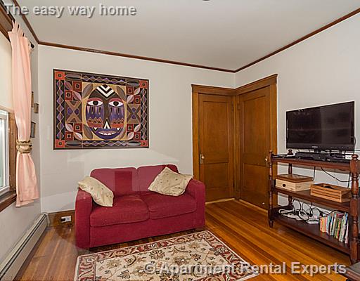 4 bed, 2 bath apartment for rent at 108 Bowdoin St, Tufts — photo 9 of 34
