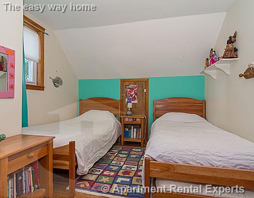 4 bed, 2 bath apartment for rent at 108 Bowdoin St, Tufts — photo 17 of 34