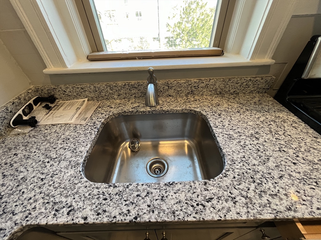 1 bed, 1 bath apartment for rent at 108 Bristol Rd Unit 7, Medford — photo 23 of 29