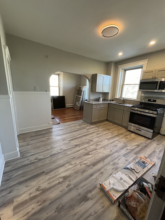 1 bed, 1 bath apartment for rent at 108 Bristol Rd Unit 7, Medford — photo 2 of 29