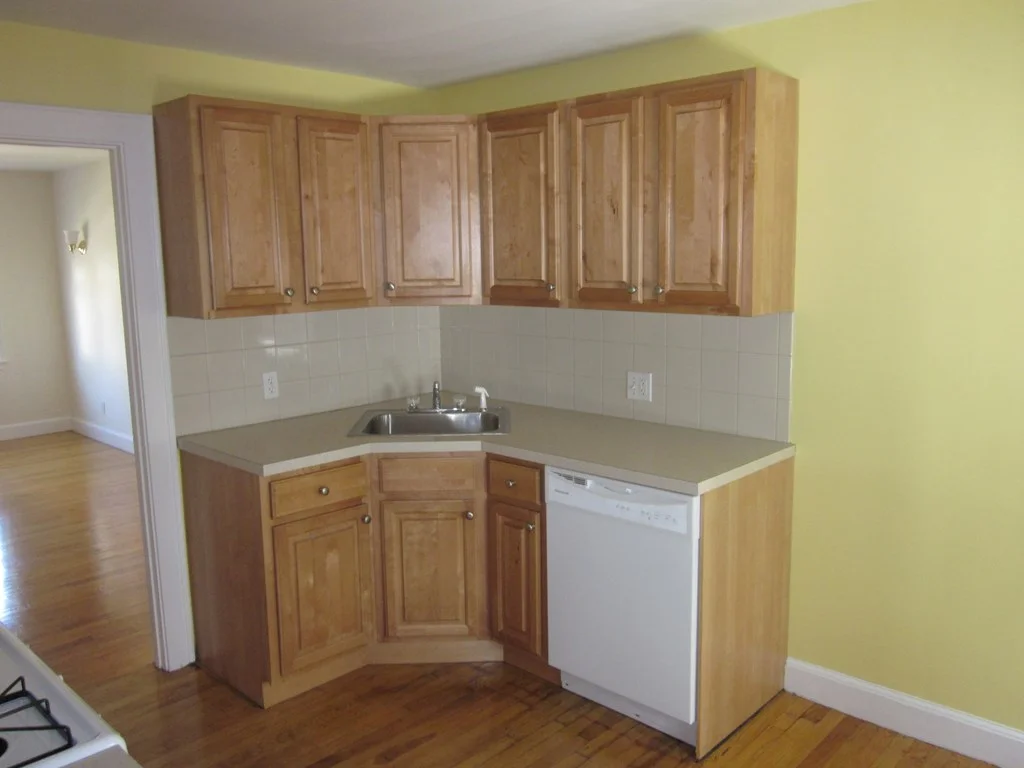 2 bed, 1 bath apartment for rent at 108 Bromfield Unit 3, Quincy — photo 5 of 9