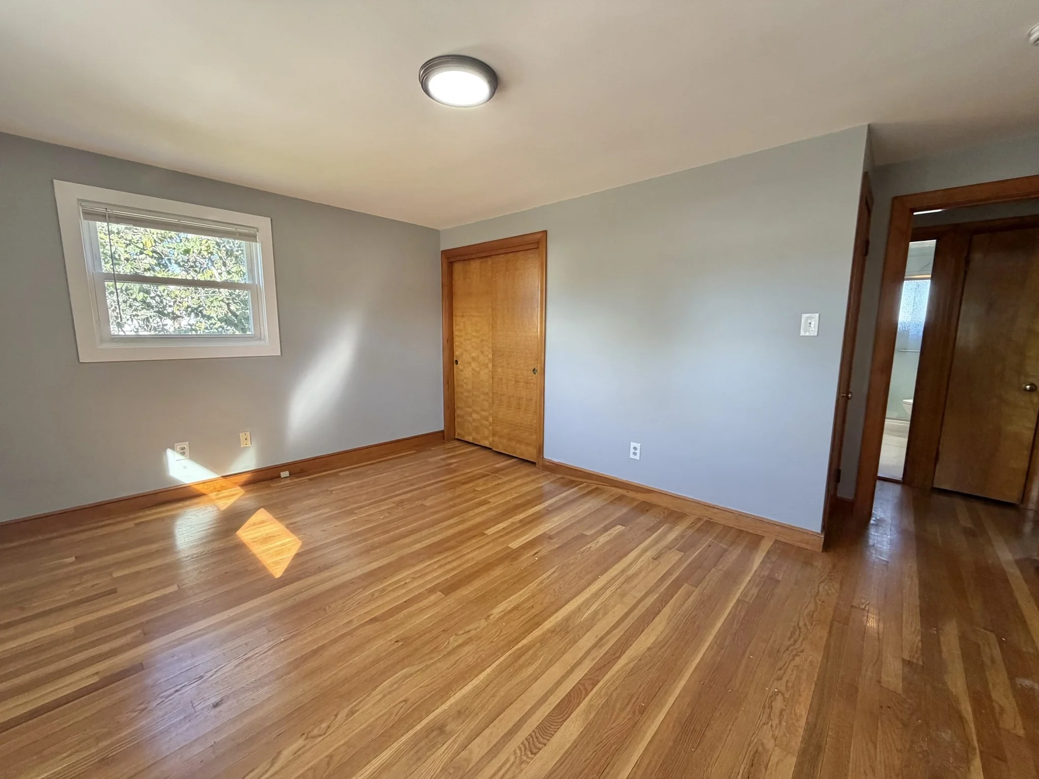 3 bed, 1 bath apartment for rent at 108 Brookline St, Watertown — photo 11 of 21