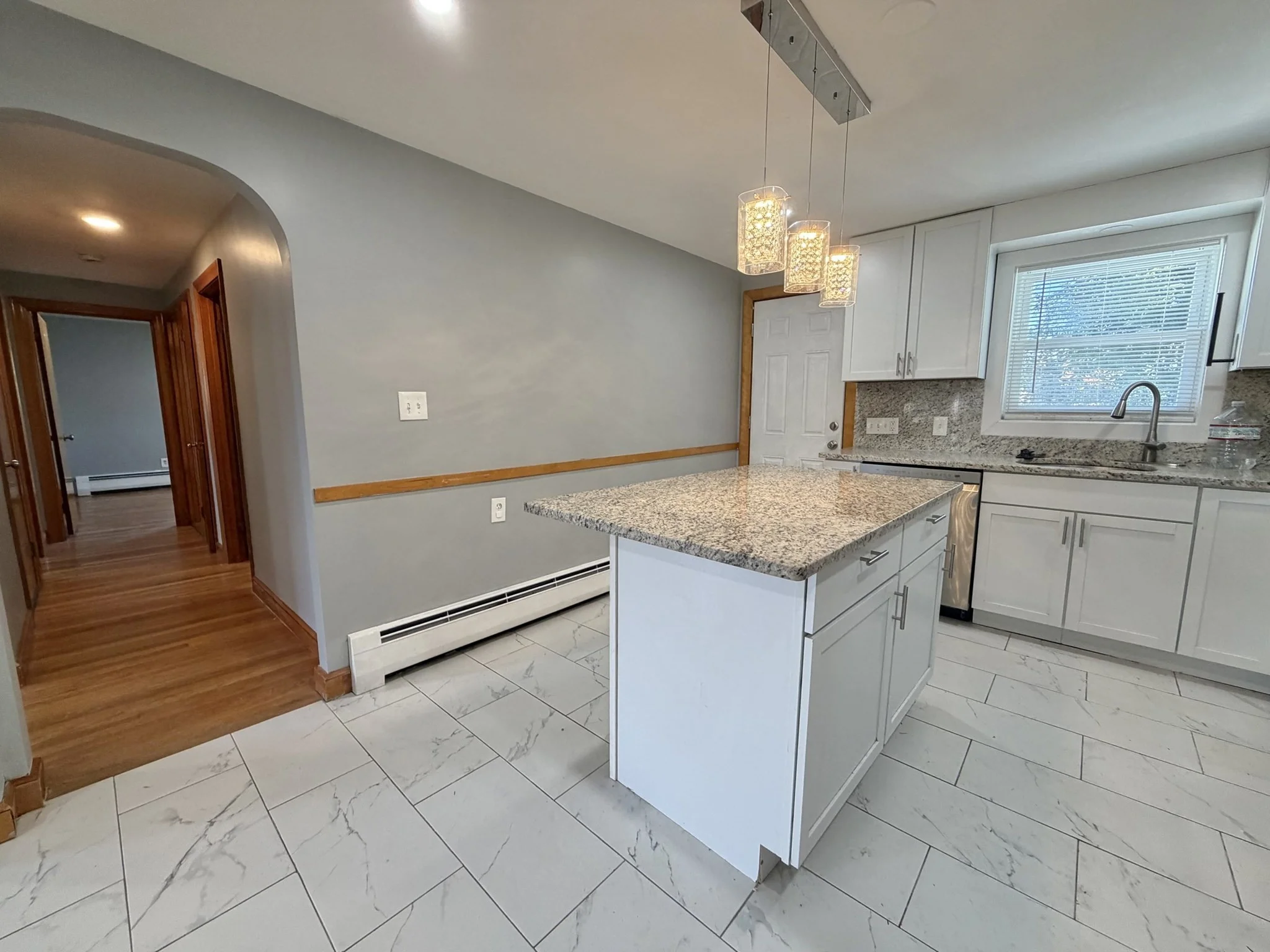 3 bed, 1 bath apartment for rent at 108 Brookline St, Watertown — photo 6 of 21