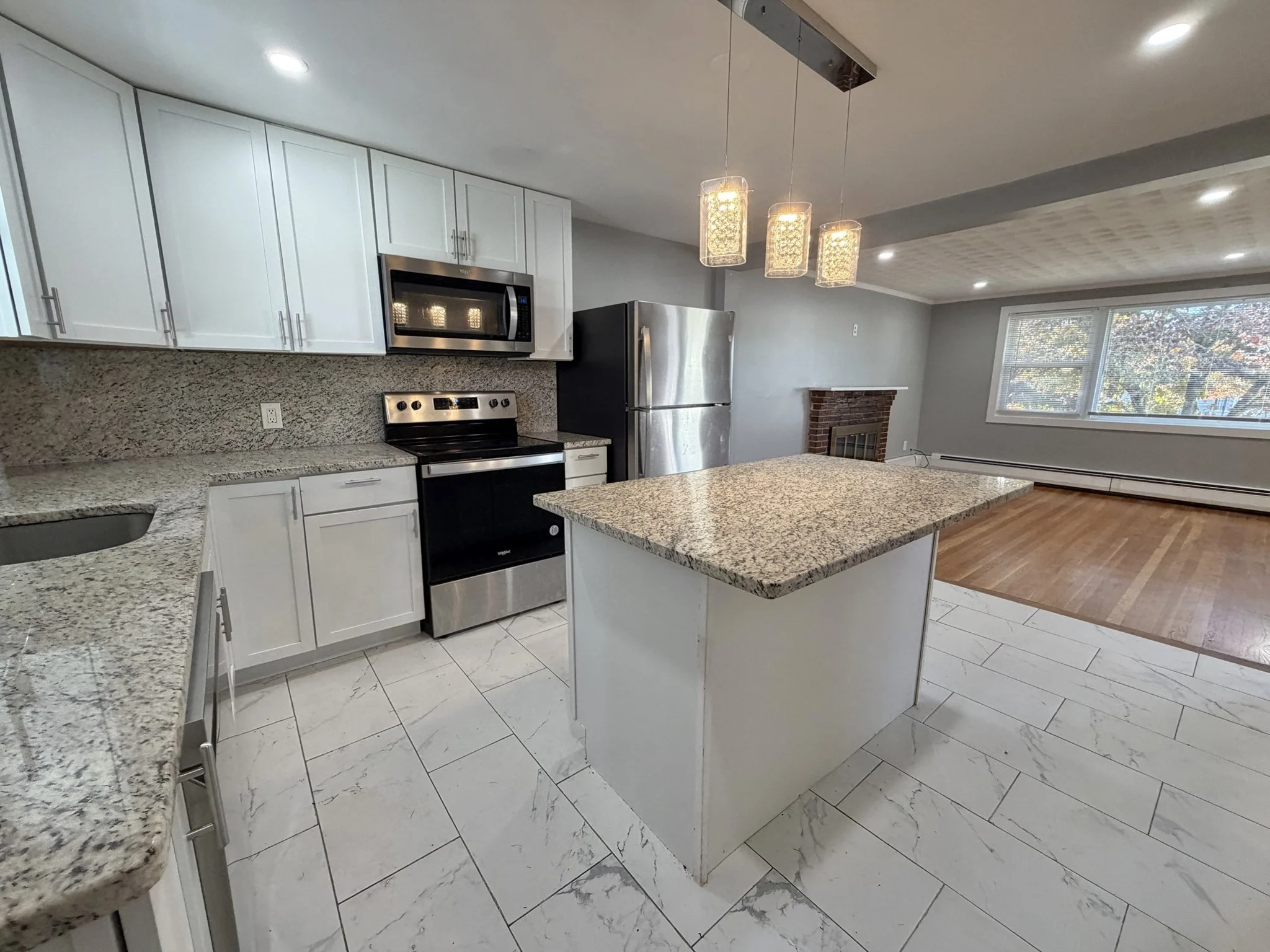 3 bed, 1 bath apartment for rent at 108 Brookline St, Watertown — photo 4 of 21