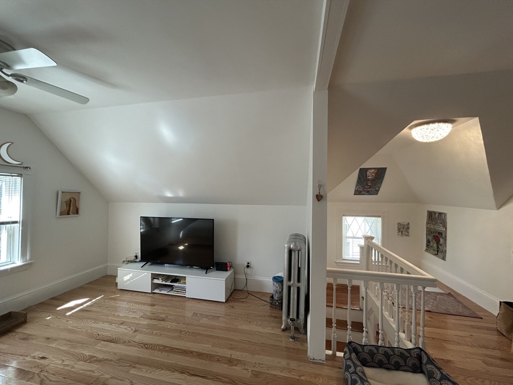 4 bed, 3 bath apartment for rent at 108 Brooks St Unit Single, Brighton — photo 18 of 30