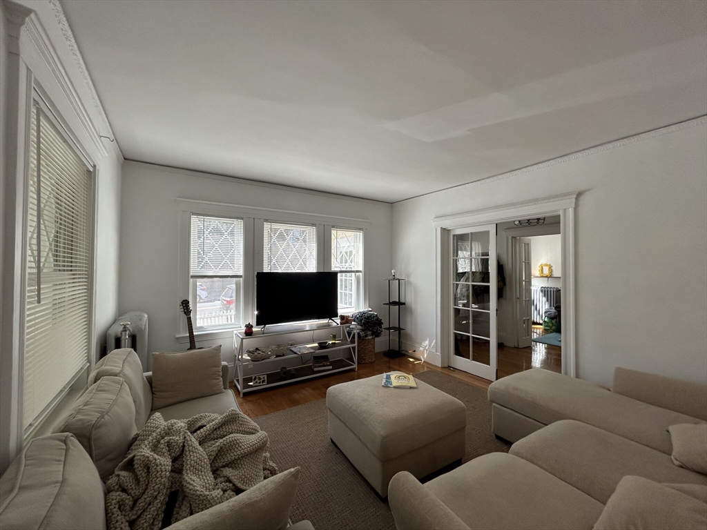 4 bed, 3 bath apartment for rent at 108 Brooks St Unit Single, Brighton — photo 6 of 30