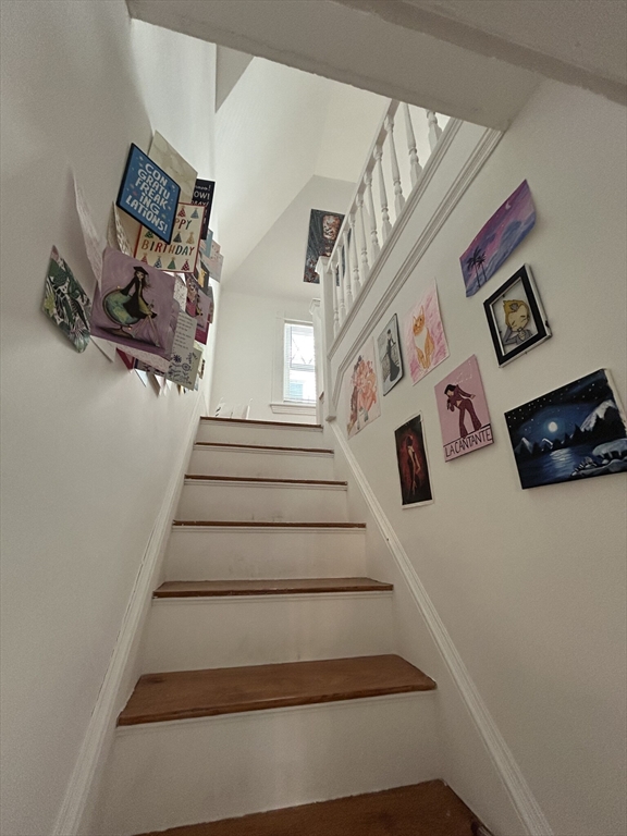 4 bed, 3 bath apartment for rent at 108 Brooks St Unit Single, Brighton — photo 17 of 30