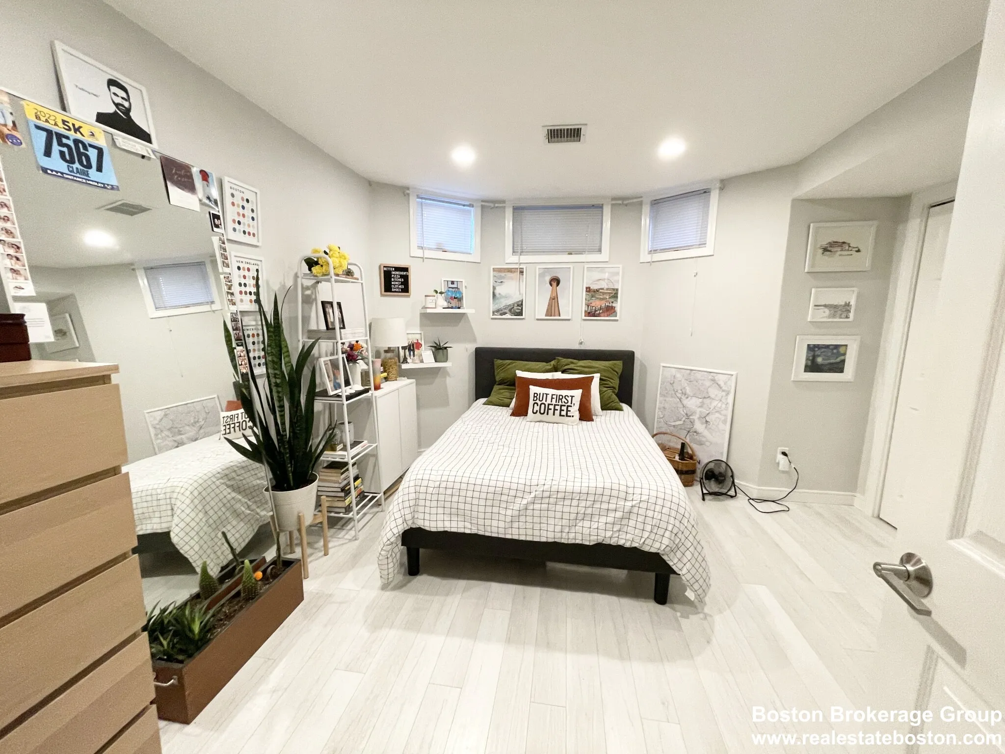 4 bed, 2 bath apartment for rent at 108 Buttonwood St Unit 4, Dorchester — photo 7 of 10