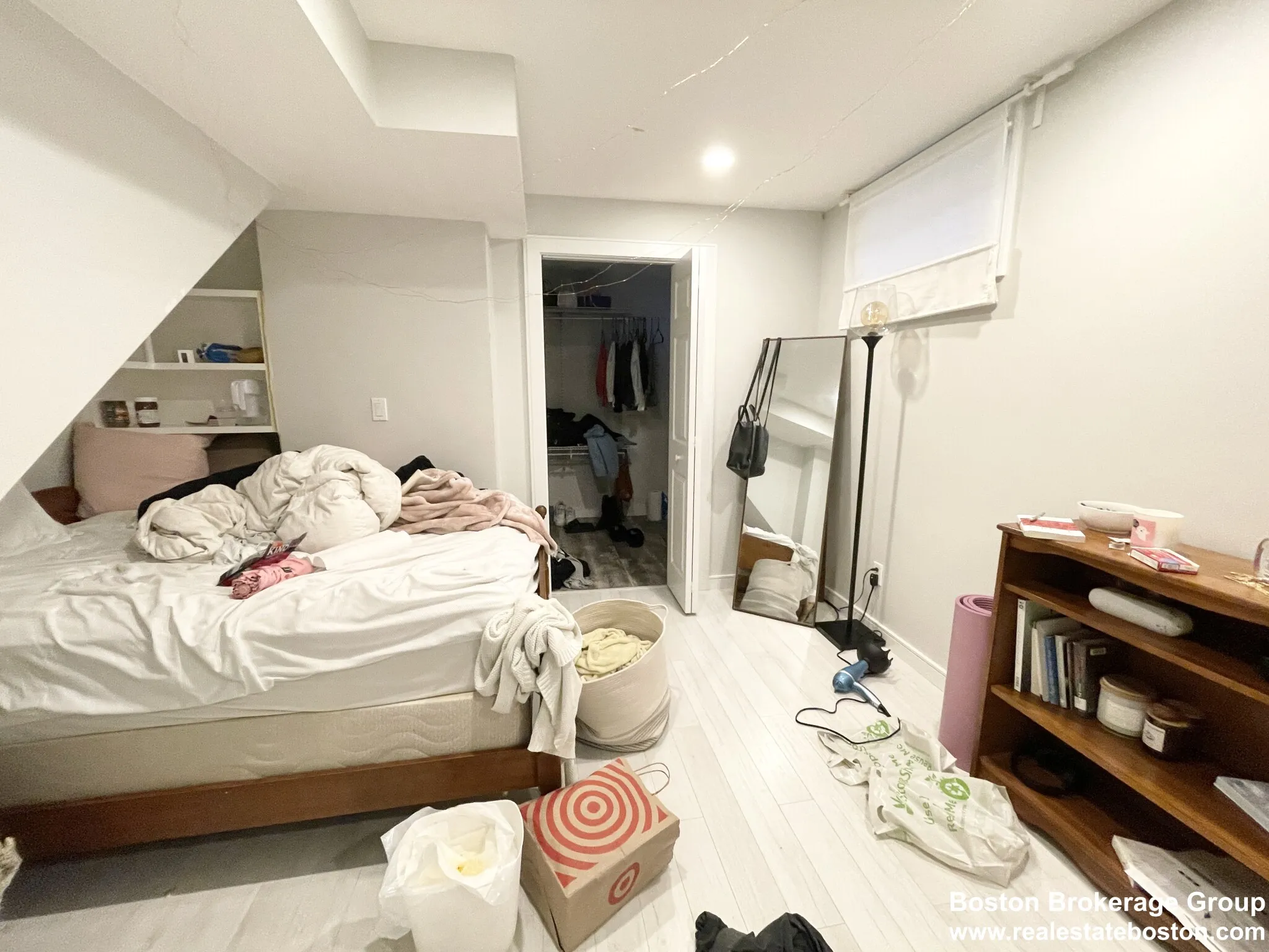 4 bed, 2 bath apartment for rent at 108 Buttonwood St Unit 4, Dorchester — photo 5 of 10
