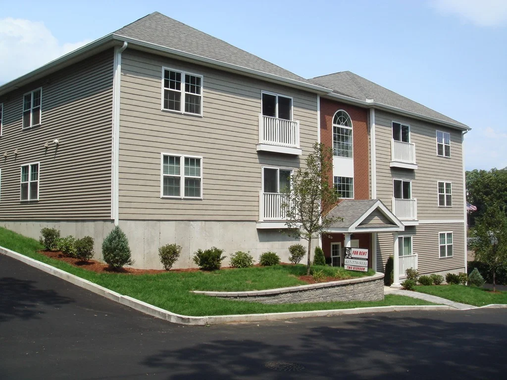 2 bed, 1 bath apartment for rent at 108 California Ave Unit 201, West Quincy — photo 1 of 6