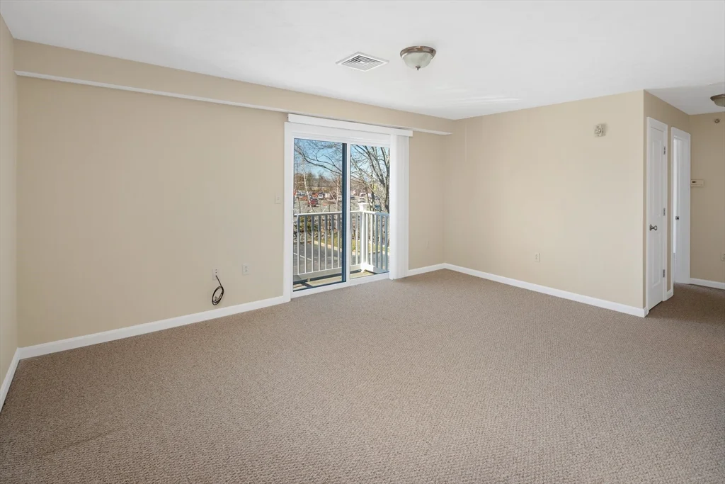 2 bed, 1 bath apartment for rent at 108 California Ave Unit 201, West Quincy — photo 3 of 6
