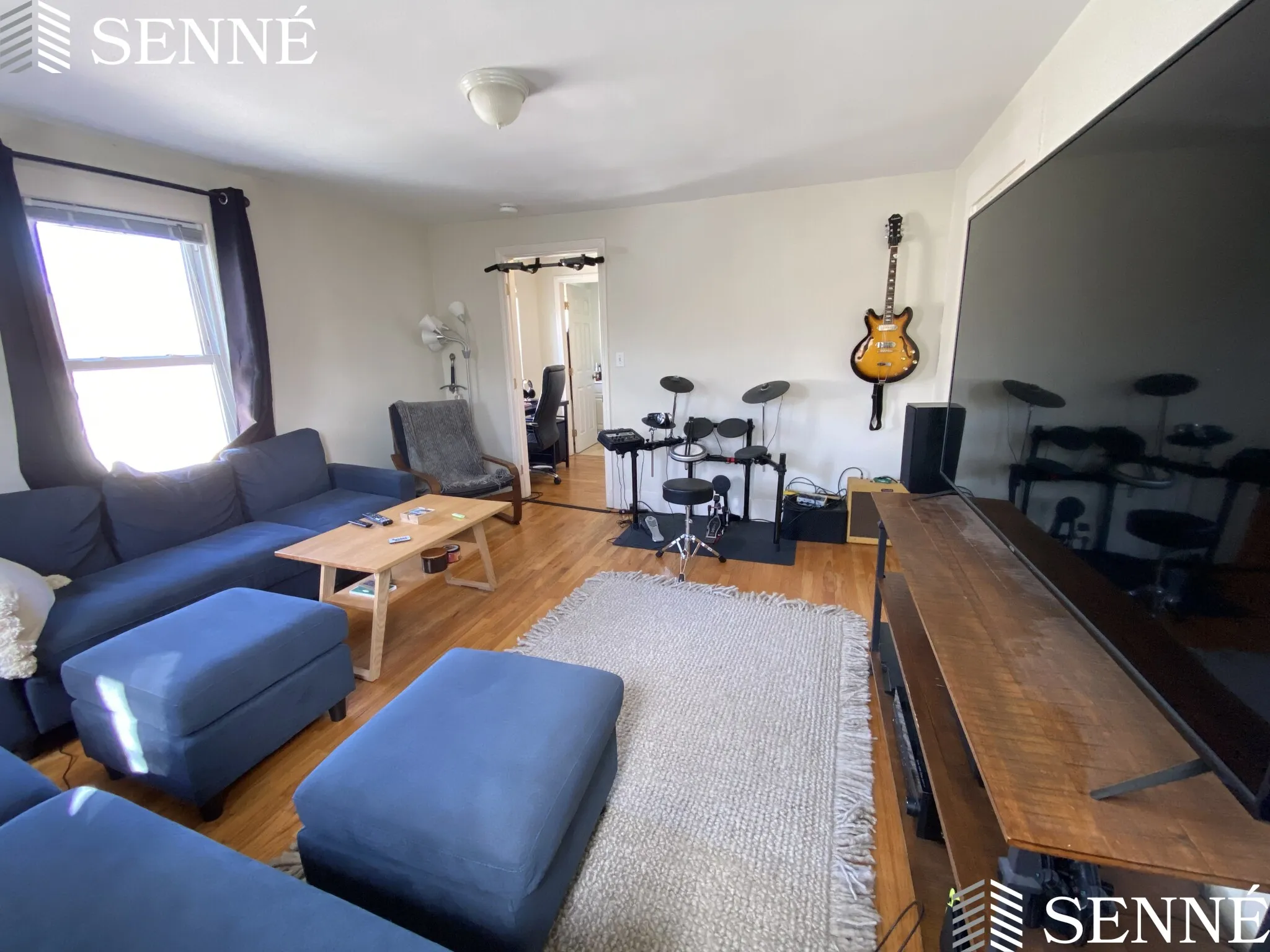 2 bed, 1 bath apartment for rent at 108 Columbia St Unit 6, The Port — photo 3 of 18