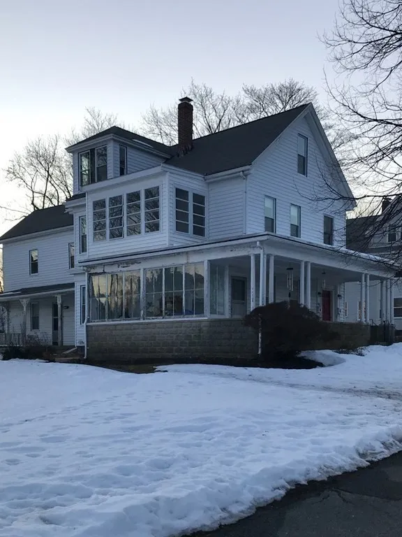 2 bed, 1 bath apartment for rent at 108 Cottage St Unit 1, Norwood