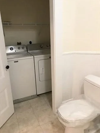 2 bed, 1 bath apartment for rent at 108 Cottage St Unit 1, Norwood — photo 5 of 18