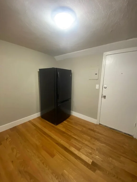 1 bed, 1 bath apartment for rent at 108 Franklin St Unit 19, Lynn — photo 4 of 12