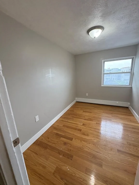 2 bed, 1 bath apartment for rent at 108 Franklin St Unit 25, Lynn — photo 4 of 6