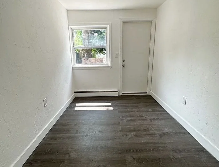 Studio bed, 1 bath apartment for rent at 108 Franklin St Unit 7, Lynn — photo 3 of 6