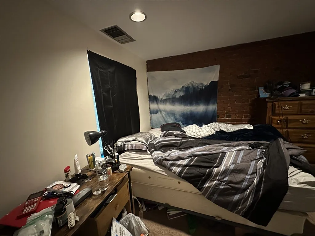 2 bed, 1 bath apartment for rent at 108 Gainsborough St Unit 006W, Fenway — photo 8 of 10
