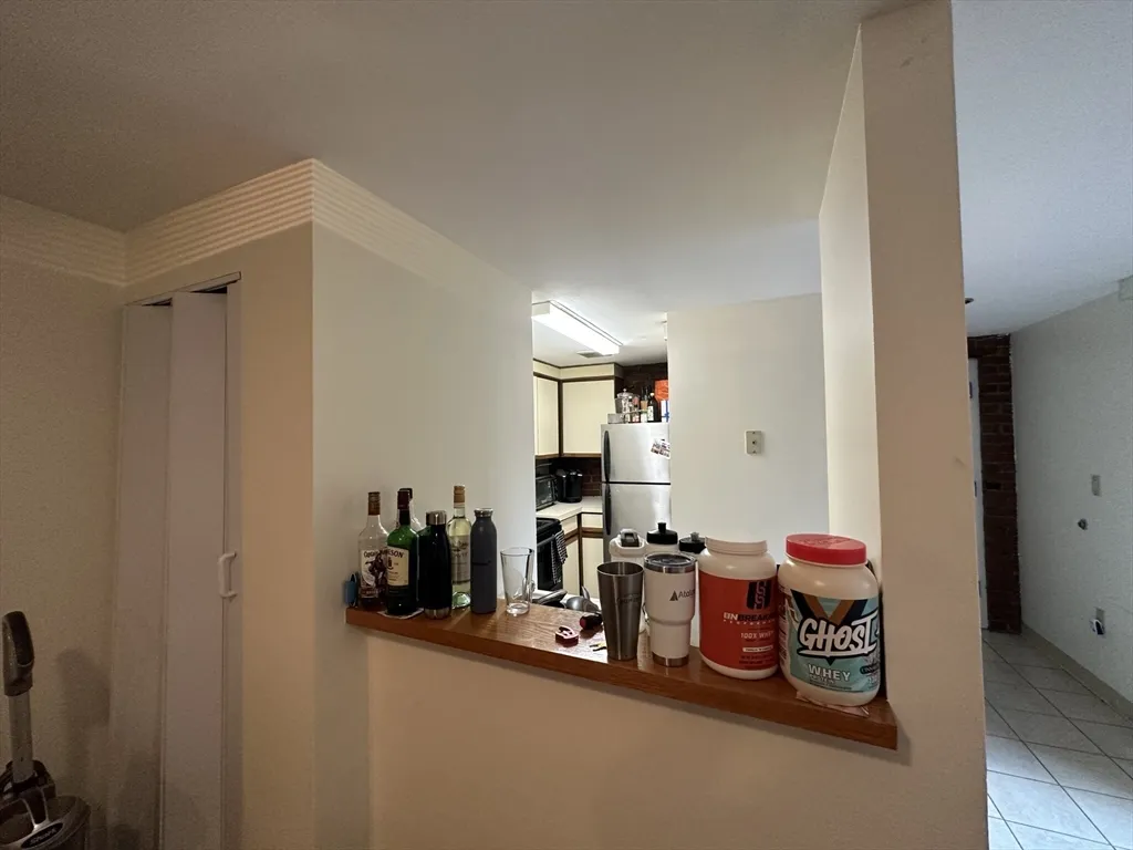 2 bed, 1 bath apartment for rent at 108 Gainsborough St Unit 006W, Fenway — photo 3 of 10
