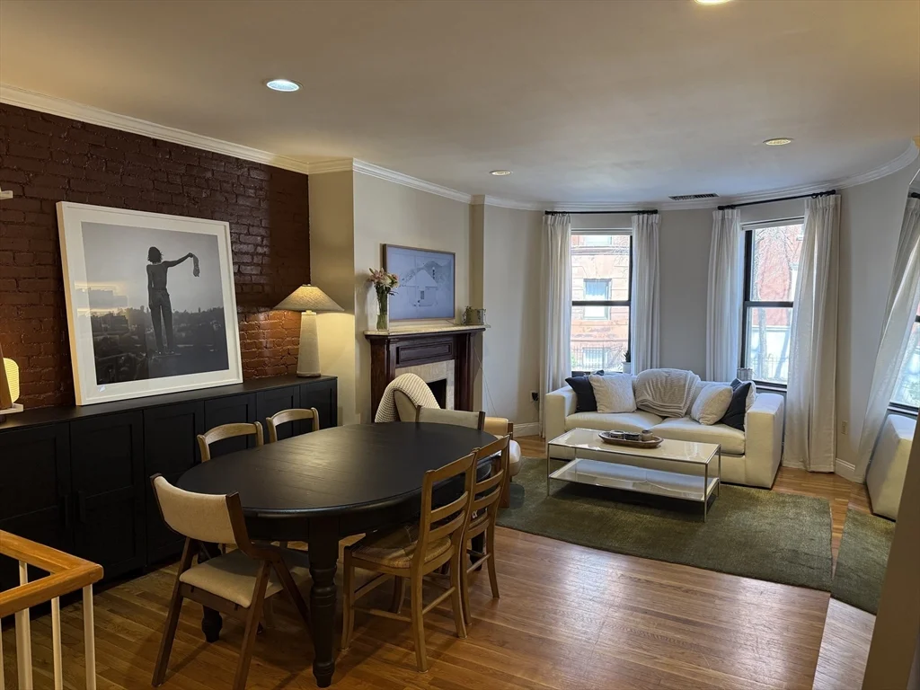 1 bed, 1 bath apartment for rent at 108 Gainsborough St Unit 102W, Fenway — photo 3 of 12