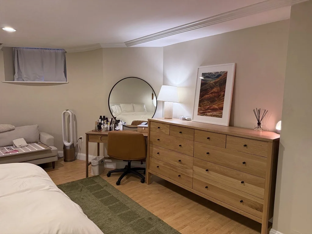 1 bed, 1 bath apartment for rent at 108 Gainsborough St Unit 102W, Fenway — photo 9 of 12