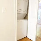 3 bed, 1 bath apartment for rent at 108 Hammond St Unit 2q, Roxbury — photo 5 of 6