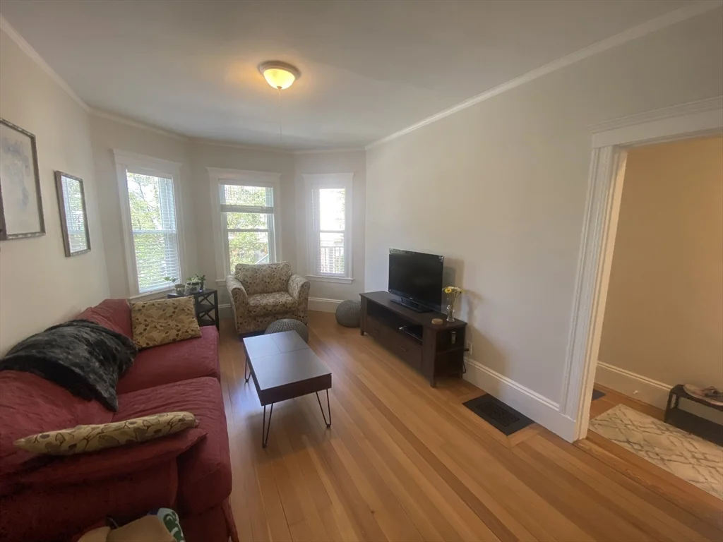 2 bed, 1 bath apartment for rent at 108 Heath St Unit 1, Winter Hill — photo 14 of 22