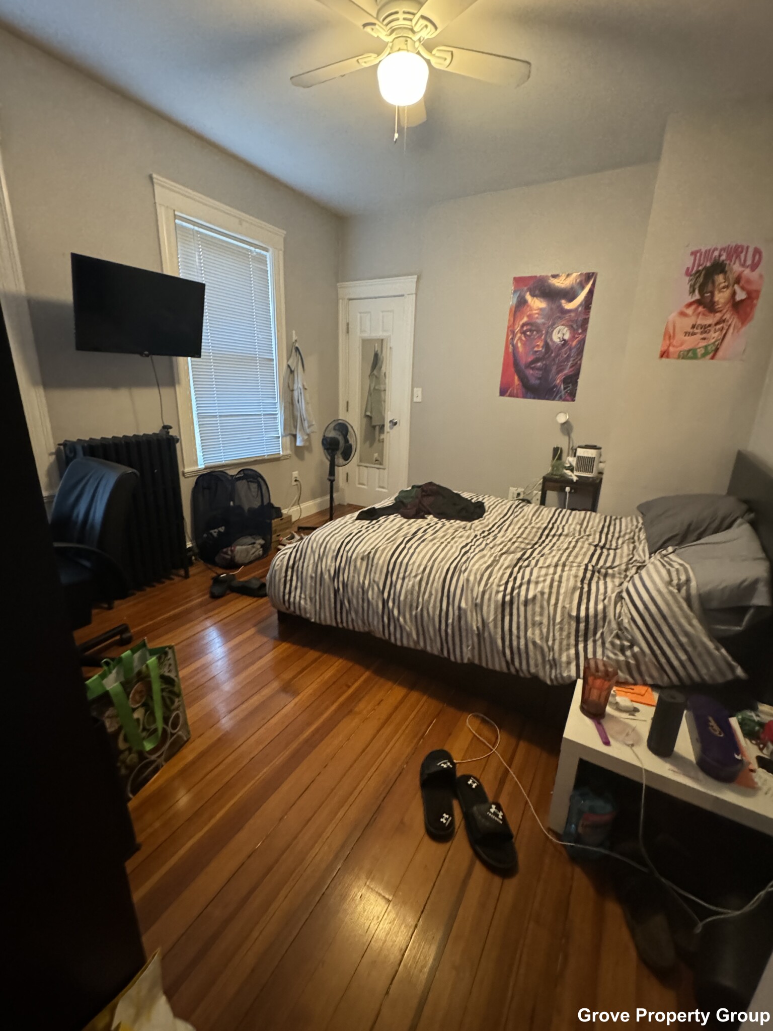 4 bed, 1 bath apartment for rent at 108 Hillside St Unit 1, Mission Hill — photo 2 of 9