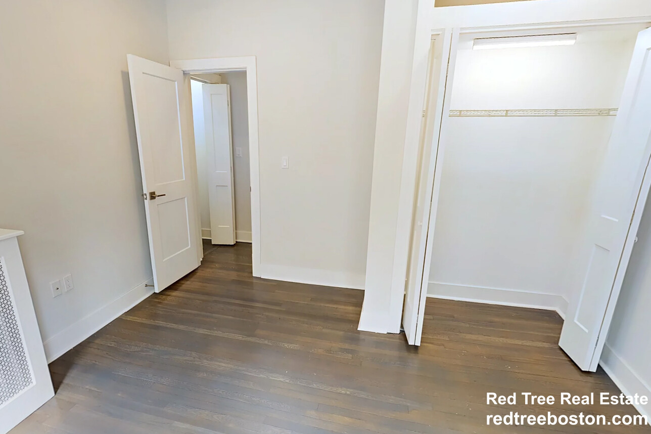 2 bed, 1 bath apartment for rent at 108 Jersey St Unit 6, Fenway — photo 8 of 15