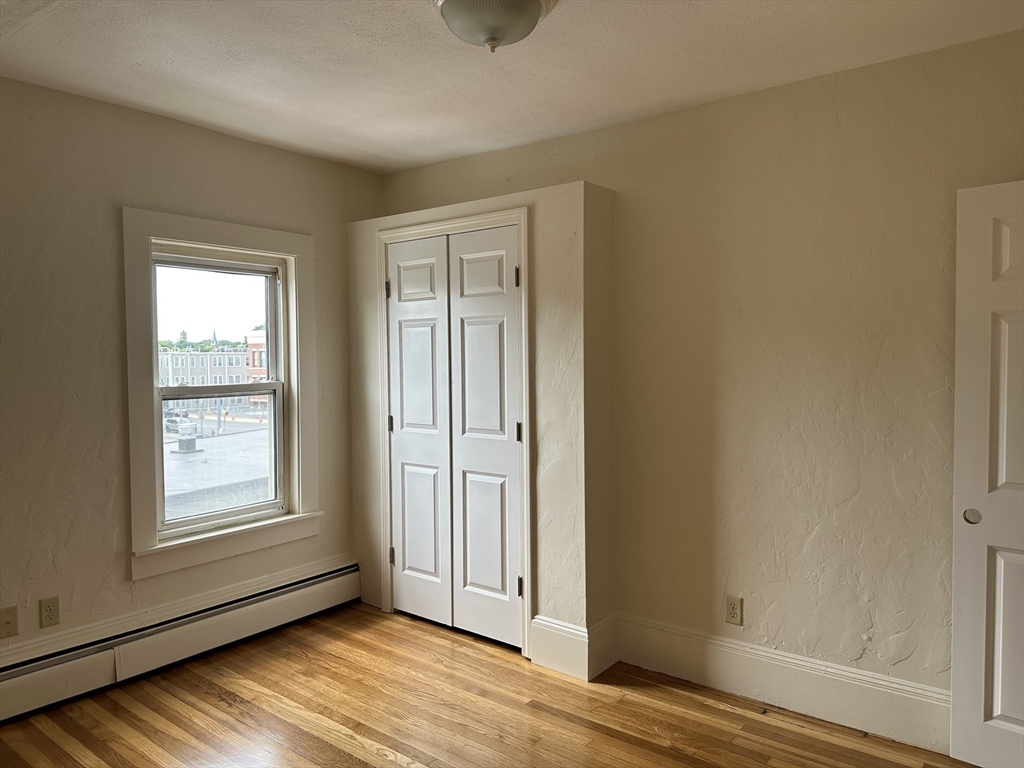 2 bed, 1 bath apartment for rent at 108 Lewis St Unit 5, Lynn — photo 9 of 17