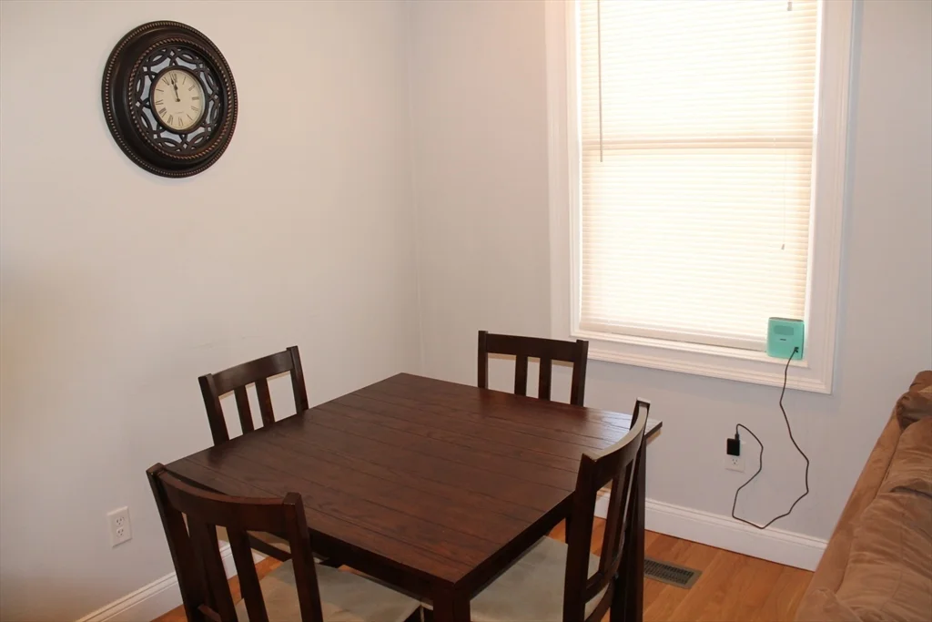4 bed, 2 bath apartment for rent at 108 Marine Rd Unit 3, South Boston — photo 6 of 8
