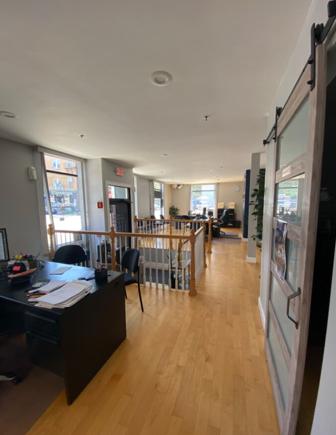 Studio bed, 2 bath apartment for rent at 108 Maverick St Unit 0, East Boston
