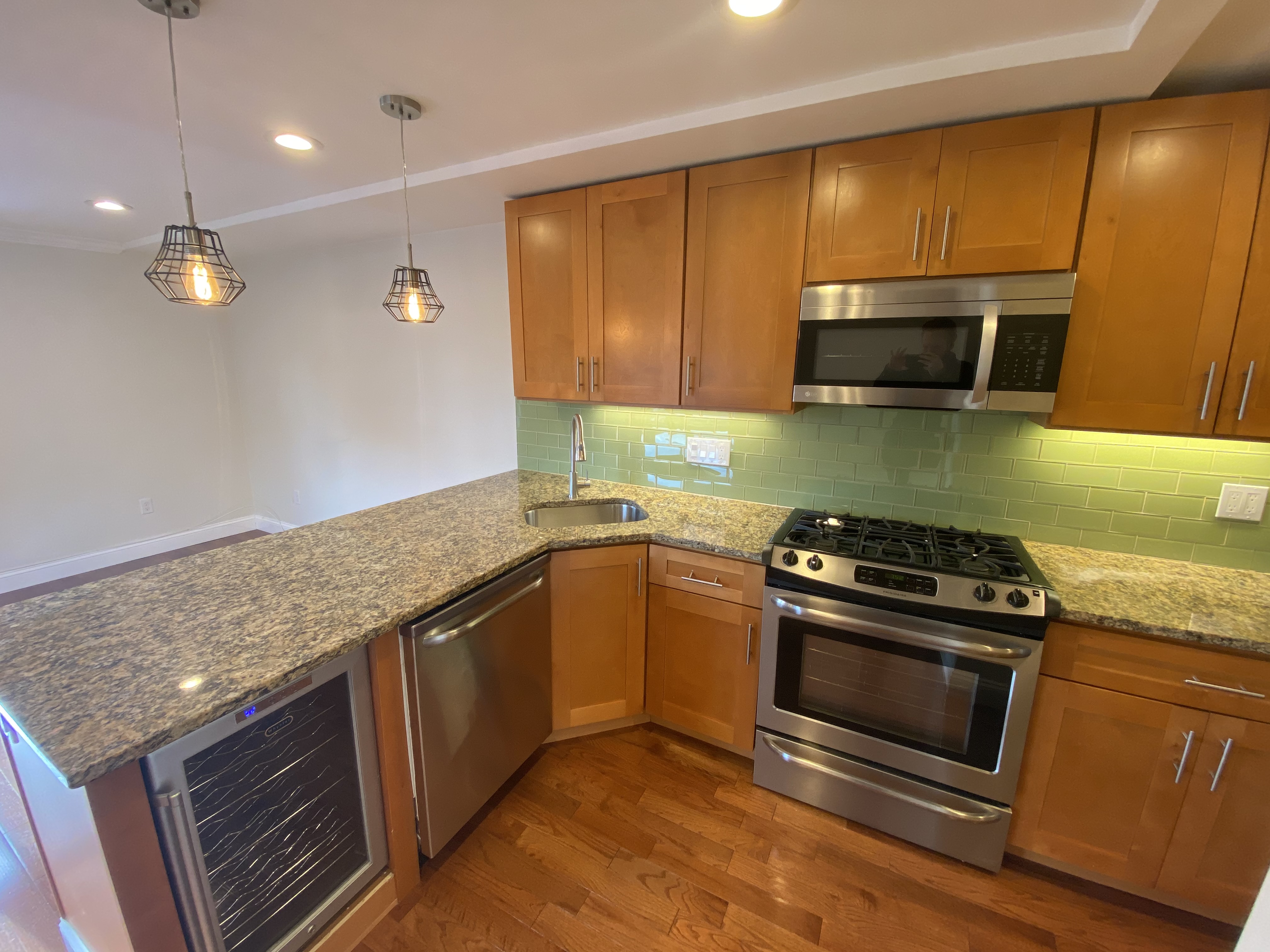 2 bed, 1 bath apartment for rent at 108 Maverick St Unit 1-CF, East Boston — photo 7 of 18