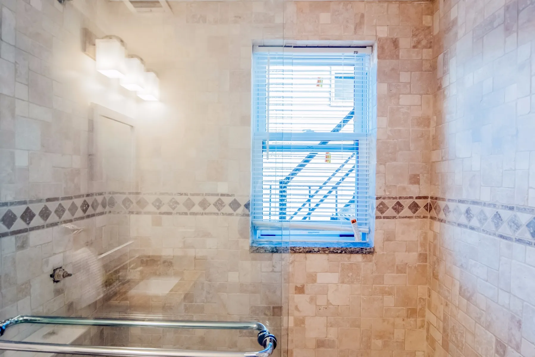 2 bed, 1 bath apartment for rent at 108 Maverick St Unit 1, East Boston — photo 12 of 15